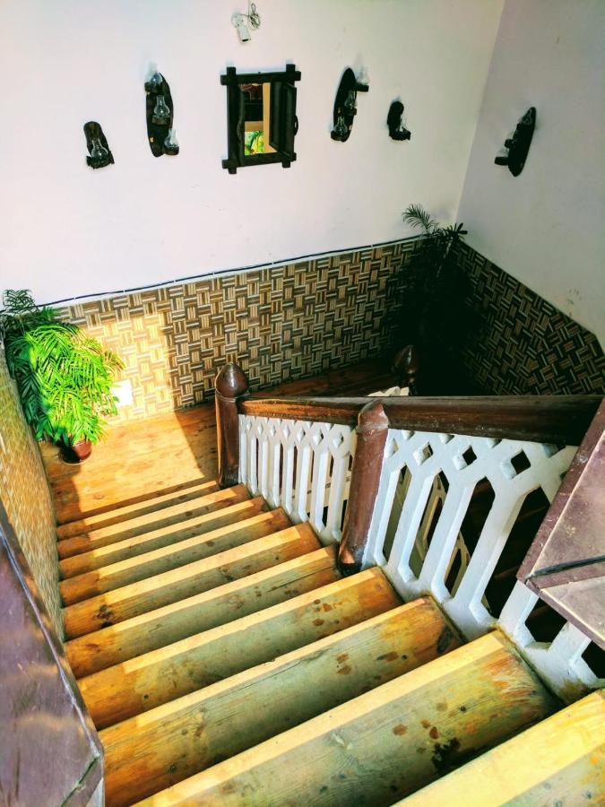 Heritage Hotel ラクナウ エクステリア 写真